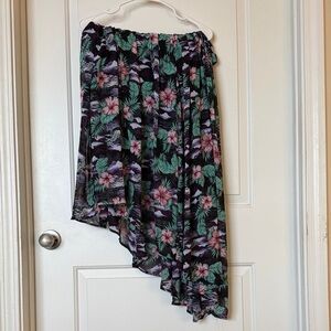 Hot Topic Asymmetrical Skirt with Floral Print